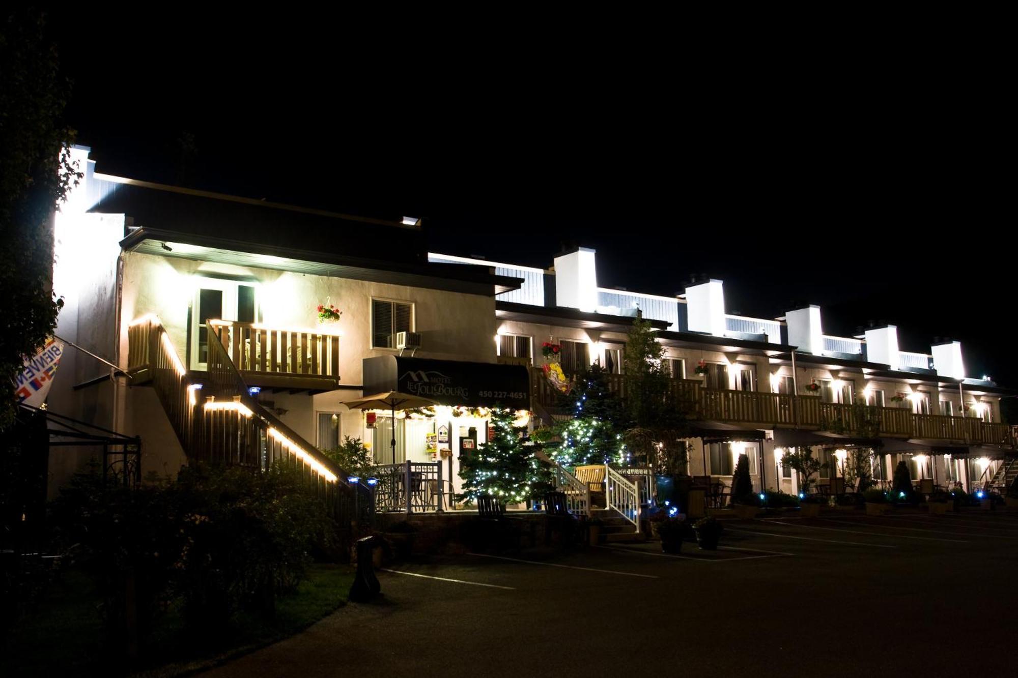 Motel Le Jolibourg Saint-Sauveur Ngoại thất bức ảnh