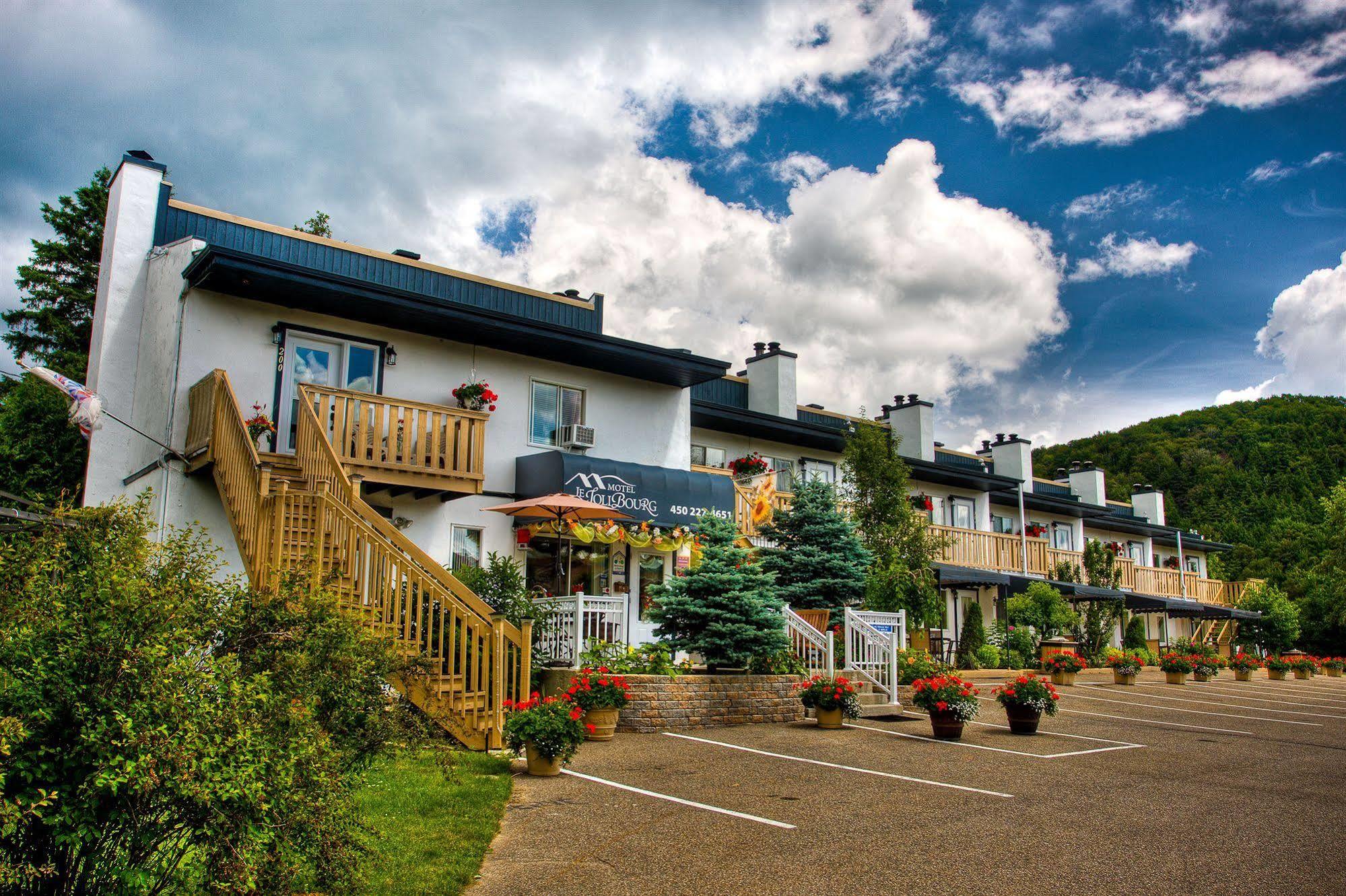 Motel Le Jolibourg Saint-Sauveur Ngoại thất bức ảnh